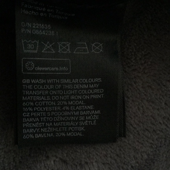 H&M Black Super Skinny Jeans! NWT! - Picture 4 of 4